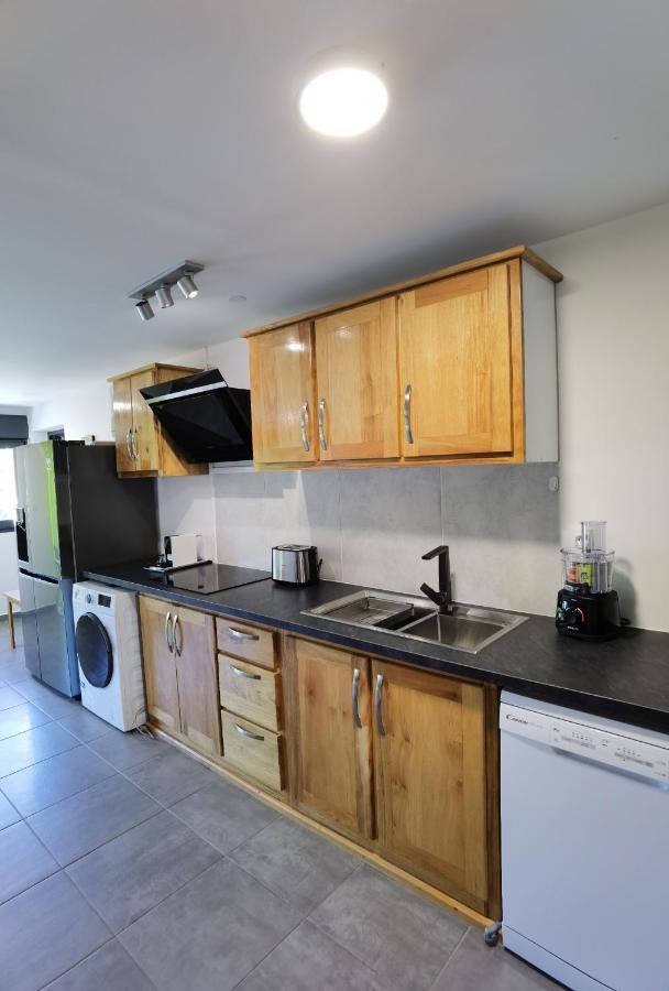 T3 - 100m2 - Résidence Georgette Terre Sainte Extérieur photo